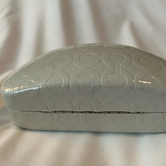 Coach | Case - Picture 4 of 5